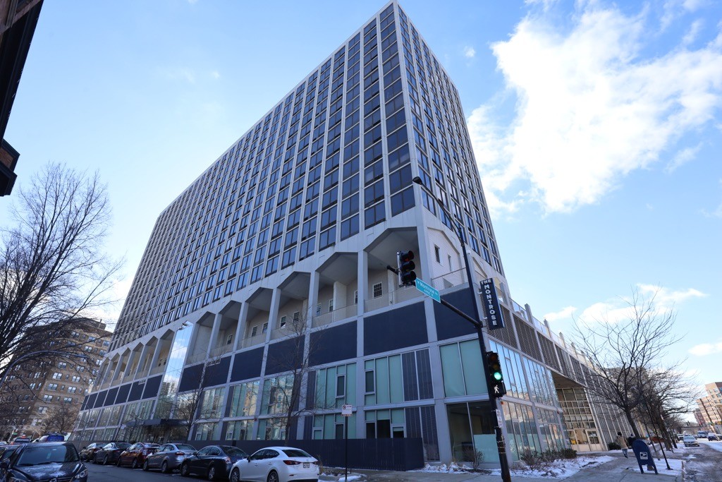 https://chicagocityflats.com/pics/15363-A.jpg?timestamp=2024-12-03T02:50:05-06:00