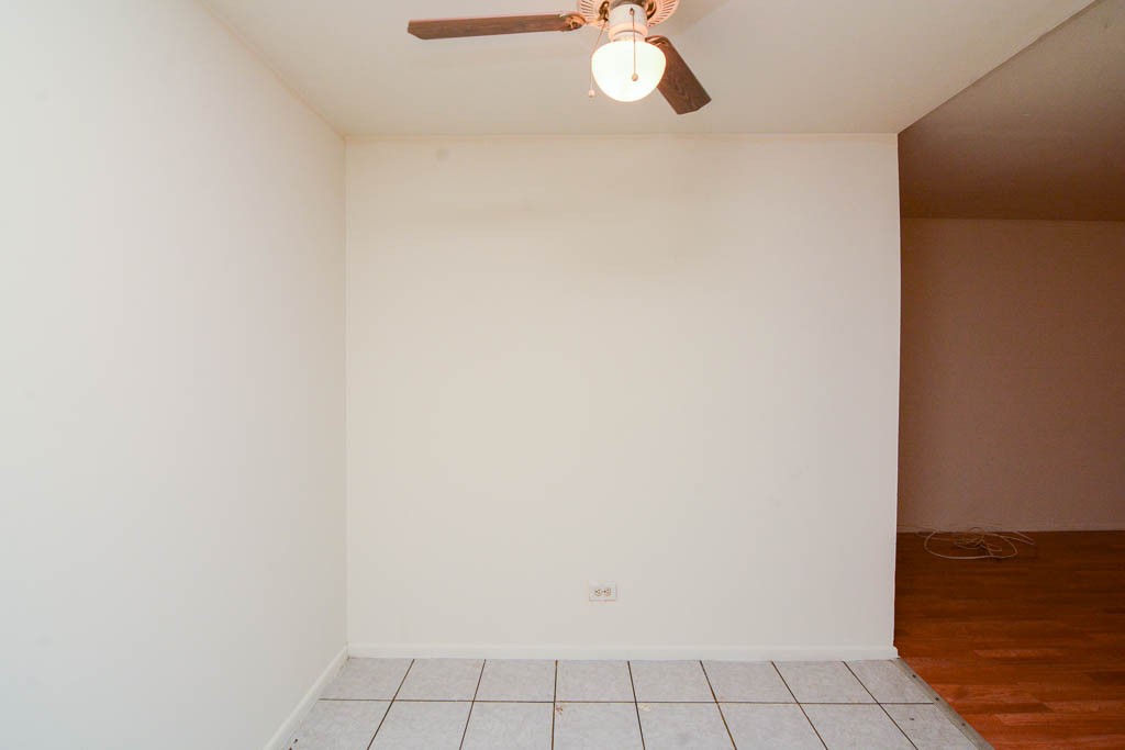 https://chicagocityflats.com/pics/15745-D.jpg?timestamp=2024-12-03T02:50:05-06:00