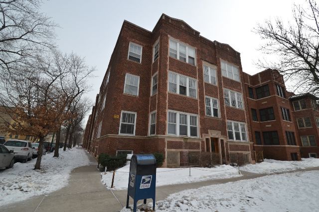 https://chicagocityflats.com/pics/15767-A.jpg?timestamp=2024-12-03T02:50:05-06:00