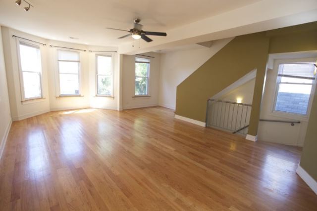 https://chicagocityflats.com/pics/15894-D.jpg?timestamp=2024-12-03T02:50:05-06:00