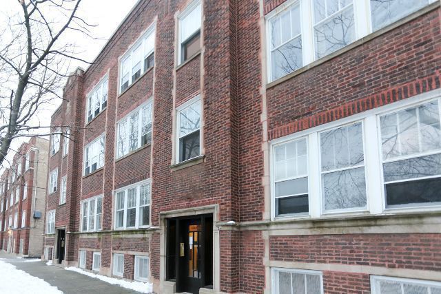 https://chicagocityflats.com/pics/16614-A.jpg?timestamp=2024-12-03T02:50:06-06:00
