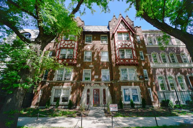 https://chicagocityflats.com/pics/19060-A.jpg?timestamp=2024-12-03T02:50:06-06:00