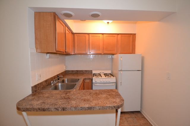 https://chicagocityflats.com/pics/20065-C.jpg?timestamp=2024-12-03T02:50:07-06:00