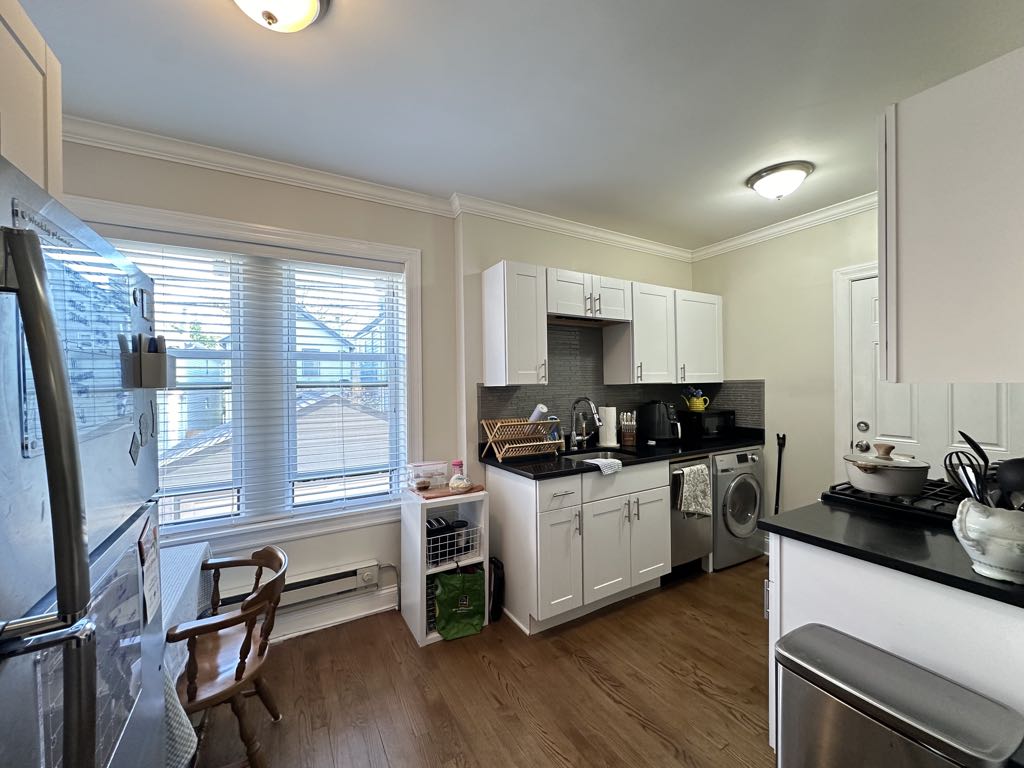 https://chicagocityflats.com/pics/20194-B.jpg?timestamp=2024-12-03T02:50:07-06:00