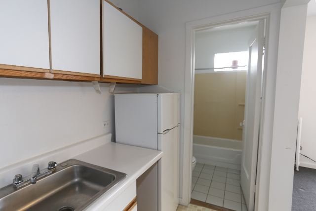 https://chicagocityflats.com/pics/22491-D.jpg?timestamp=2024-12-03T02:50:08-06:00