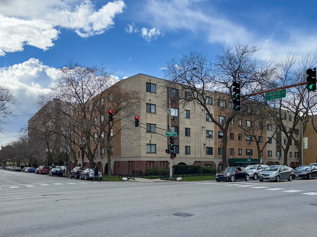 https://chicagocityflats.com/pics/26224-A.jpg?timestamp=2024-12-03T02:50:10-06:00