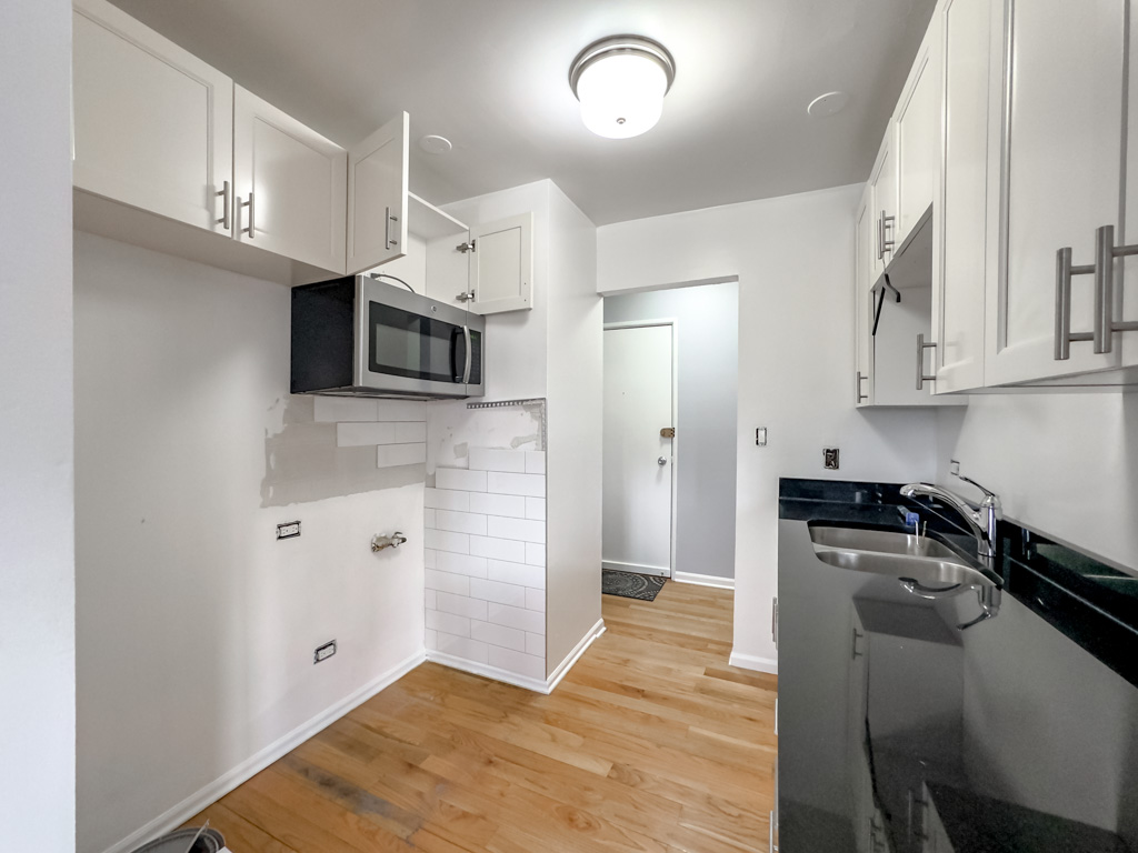 https://chicagocityflats.com/pics/26224-C.jpg?timestamp=2024-12-03T02:50:10-06:00