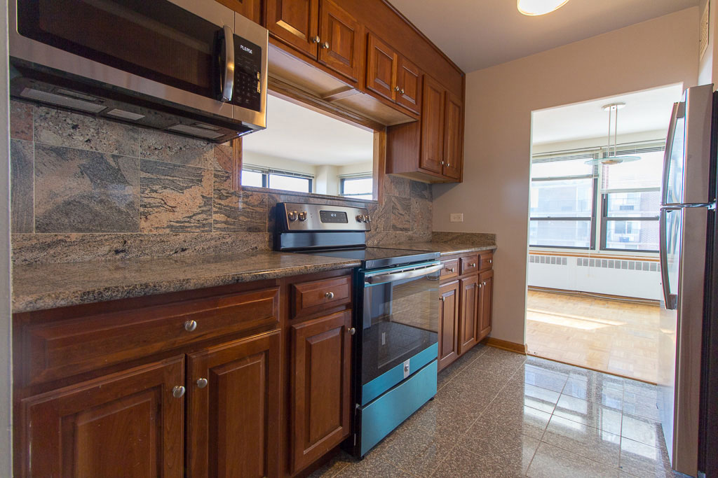 https://chicagocityflats.com/pics/31649-D.jpg?timestamp=2024-12-03T02:50:12-06:00