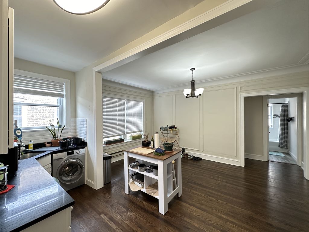 https://chicagocityflats.com/pics/36092-D.jpg?timestamp=2024-12-03T02:50:13-06:00
