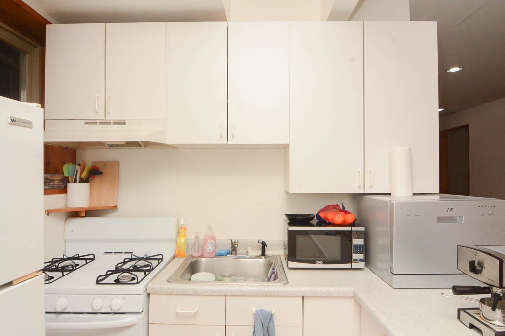 https://chicagocityflats.com/pics/36492-C.jpg?timestamp=2024-12-03T02:50:14-06:00