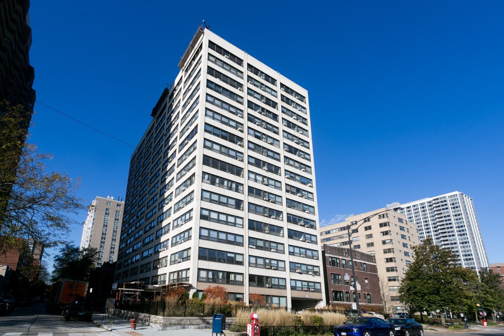 https://chicagocityflats.com/pics/38625-A.jpg?timestamp=2024-12-03T02:50:14-06:00