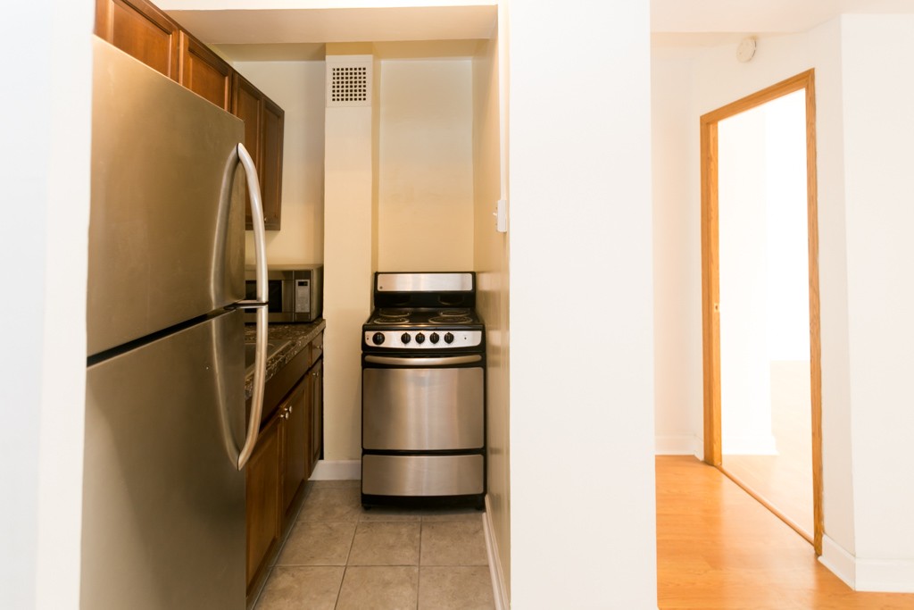 https://chicagocityflats.com/pics/38625-C.jpg?timestamp=2024-12-03T02:50:14-06:00