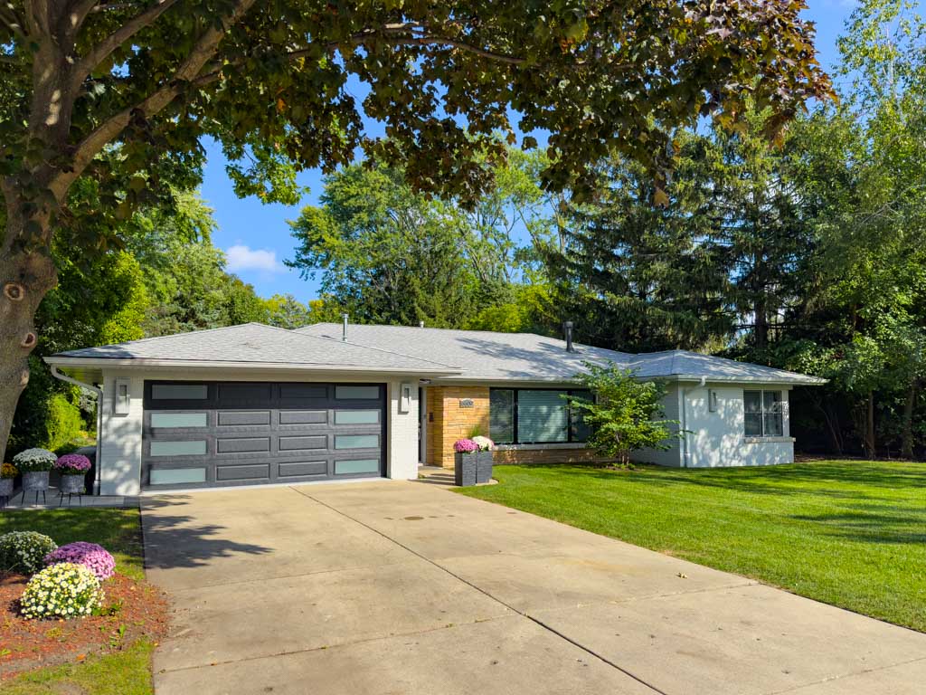https://chicagocityflats.com/pics/40451-A.jpg?timestamp=2024-12-03T02:50:15-06:00
