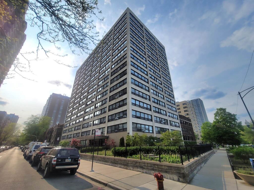 https://chicagocityflats.com/pics/41372-A.jpg?timestamp=2024-12-03T02:50:15-06:00
