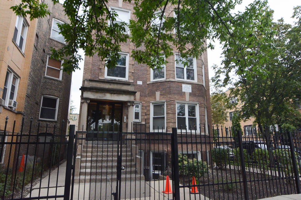 https://chicagocityflats.com/pics/41763-A.jpg?timestamp=2024-12-03T02:50:16-06:00