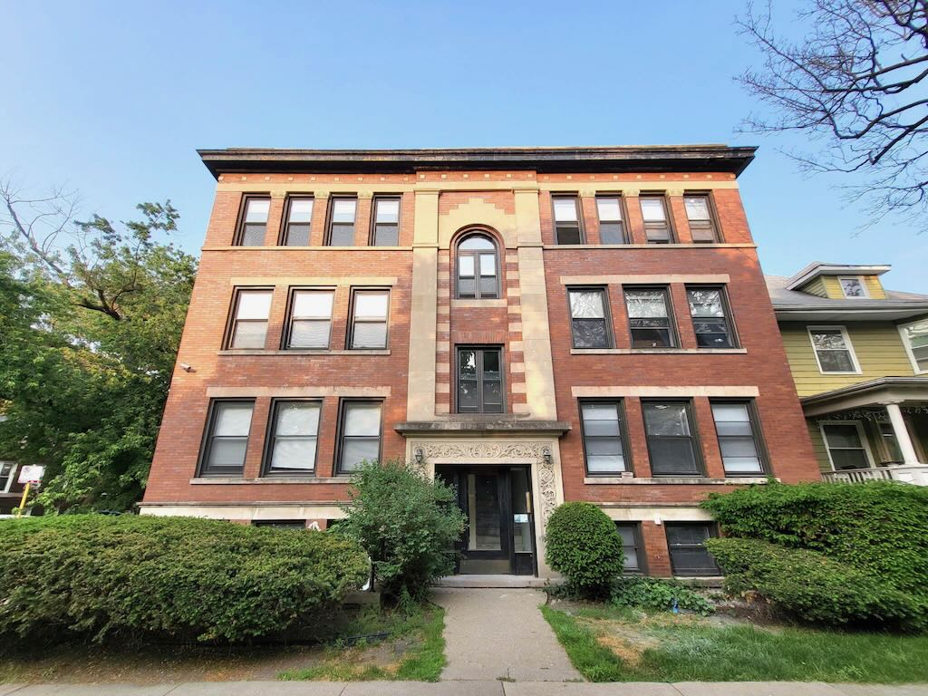 6257 Lakewood, Chicago, IL - 3,000 USD/ month