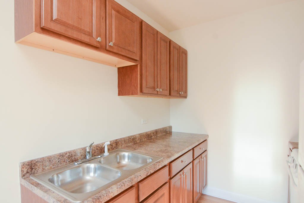 https://chicagocityflats.com/pics/45718-B.jpg?timestamp=2024-12-03T02:50:16-06:00