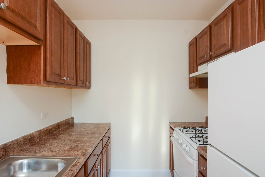 https://chicagocityflats.com/pics/45718-C.jpg?timestamp=2024-12-03T02:50:16-06:00