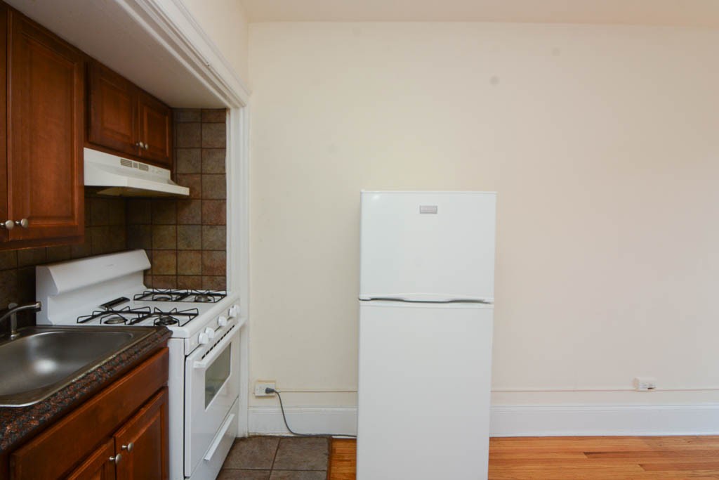 https://chicagocityflats.com/pics/45897-D.jpg?timestamp=2024-12-03T02:50:16-06:00