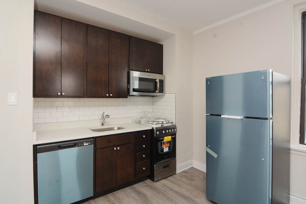https://chicagocityflats.com/pics/45931-B.jpg?timestamp=2024-12-03T02:50:16-06:00