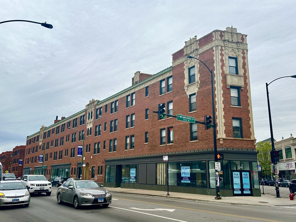 https://chicagocityflats.com/pics/52094-A.jpg?timestamp=2024-12-03T02:50:17-06:00