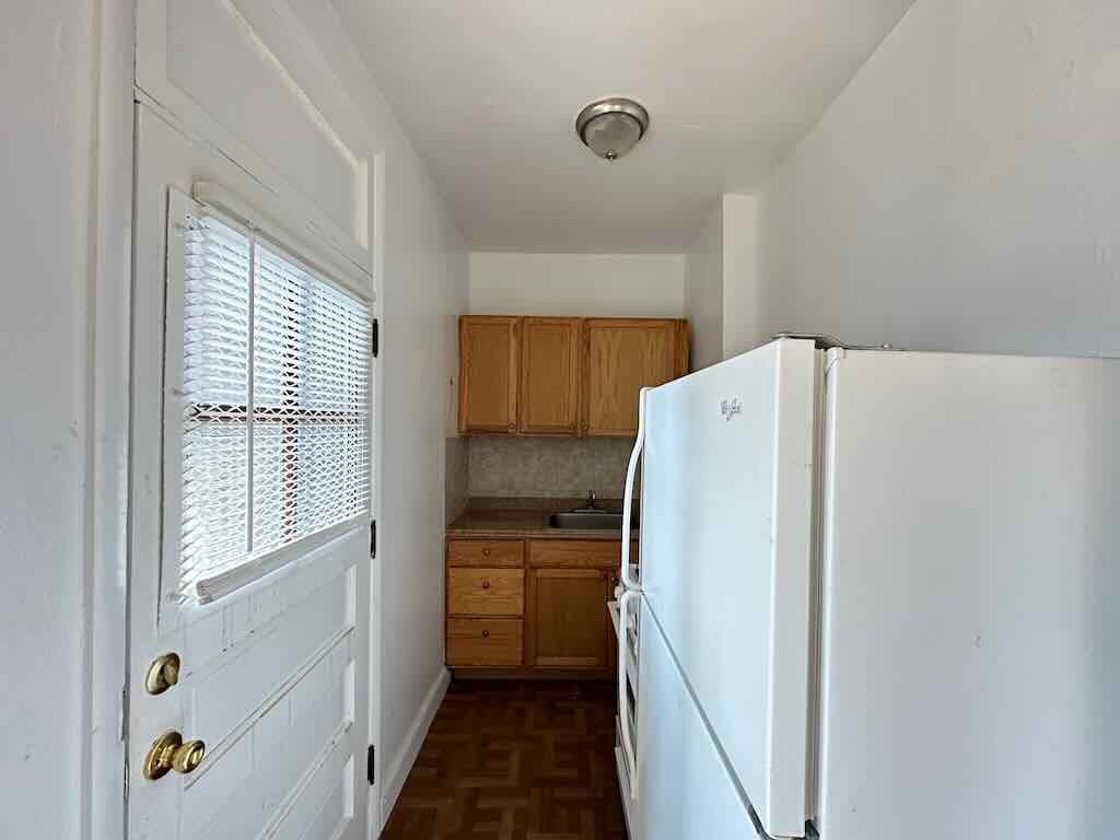https://chicagocityflats.com/pics/56957-B.jpg?timestamp=2025-04-08T17:59:32-05:00