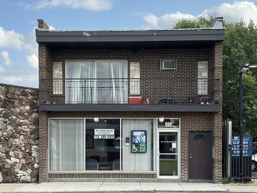 https://chicagocityflats.com/pics/57328-A.jpg?timestamp=2025-06-10T04:08:19-05:00
