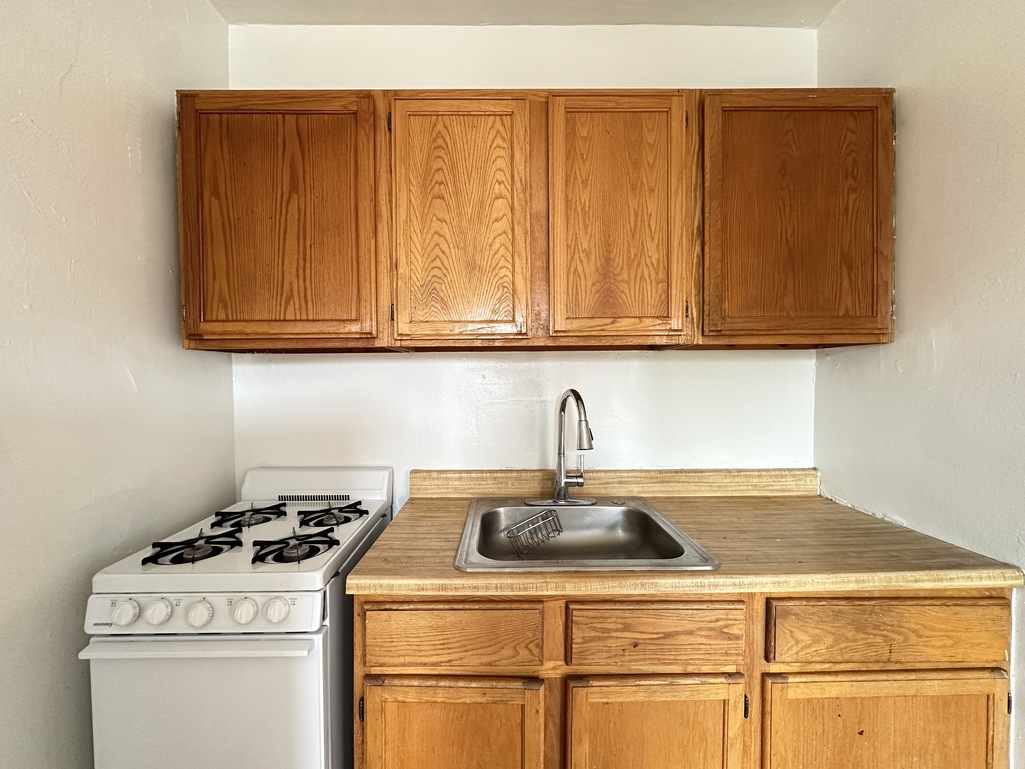 https://chicagocityflats.com/pics/57364-D.jpg?timestamp=2025-06-13T06:49:38-05:00